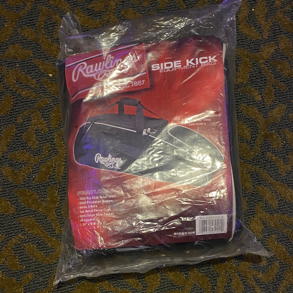Rawlings Red and Black Side Kick Bag